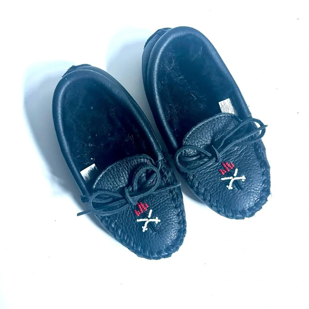UNISEX Minnetonka x Opening Ceremony Beaded Torch Slipper Kids Moccasin